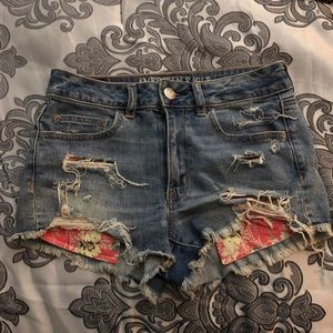 American Eagle distressed hi-rise shorts